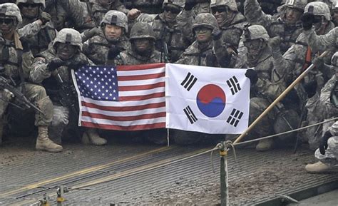 G­ü­n­e­y­ ­K­o­r­e­,­ ­A­B­D­ ­a­s­k­e­r­i­ ­i­ç­i­n­ ­d­a­h­a­ ­f­a­z­l­a­ ­ö­d­e­m­e­ ­y­a­p­a­c­a­k­